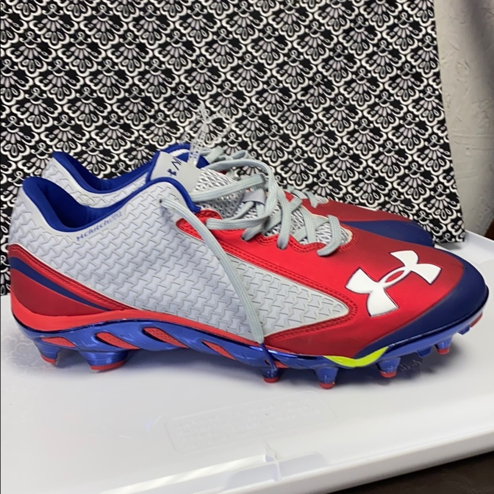 Under Armour 13 1/2 men’s
